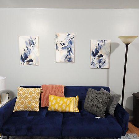 Entire 2-Bed Private Apt - Ewr/Nyc/Outlet Mall 纽瓦克 客房 照片